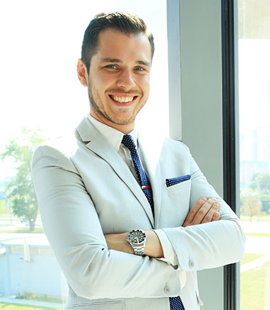 محمد م.